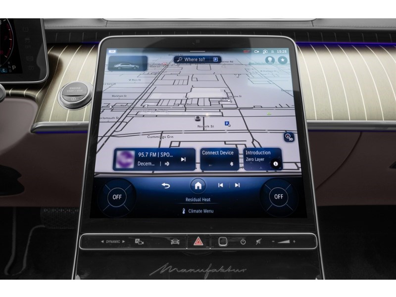 2025 Mercedes-Benz S-Class S 580 4MATIC Sedan Interior Shot 8