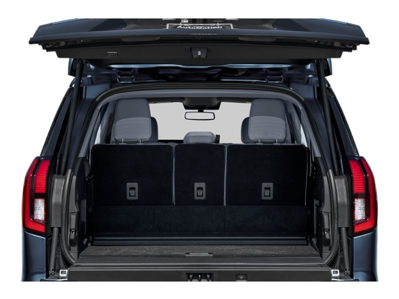 2027 Ford Expedition Platinum 4x4 Exterior Shot 4