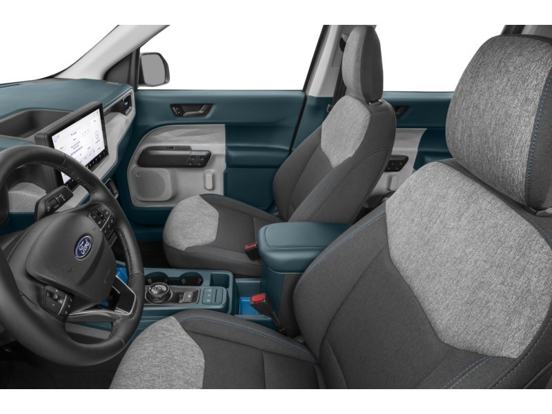 2026 Ford Maverick XLT AWD SuperCrew Interior Shot 4