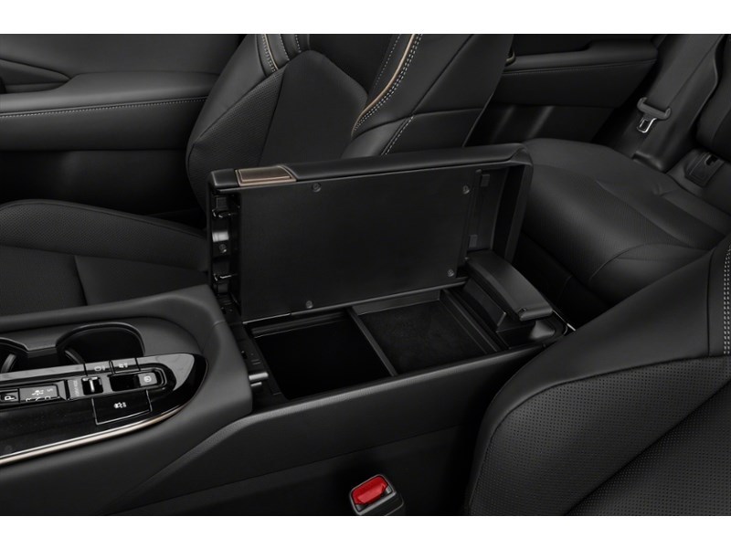 2026 Toyota Crown Signia Limited AWD Interior Shot 7