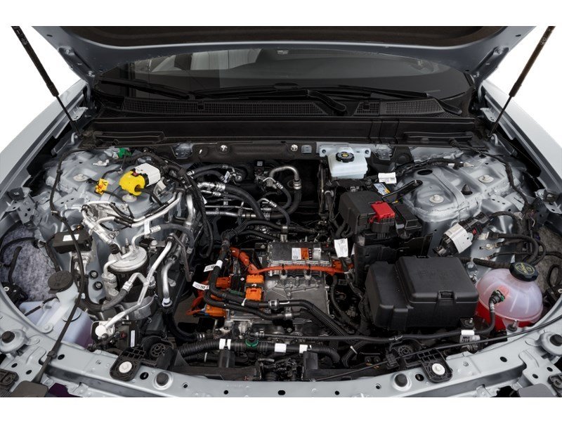 2026 Cadillac LYRIQ 4dr Signature Sport Exterior Shot 3