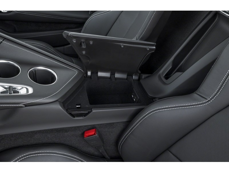 2027 Chevrolet Corvette 2dr Stingray Conv w/1LT Interior Shot 6