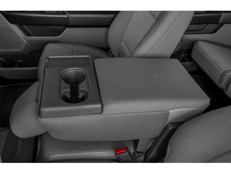 2026 Ford F-150 XL 4WD SuperCrew 5.5' Box Interior Shot 7