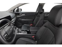 2026 Kia Sportage EX AWD Interior Shot 4