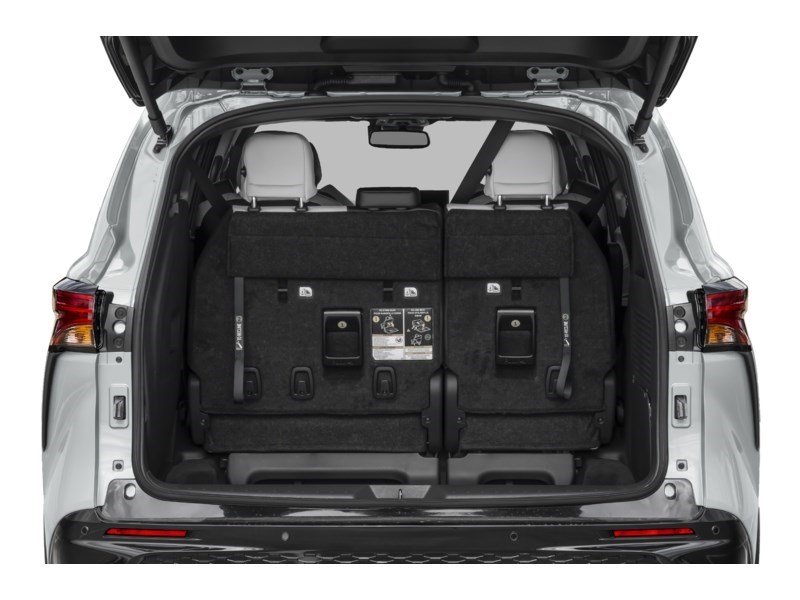 2026 Toyota Sienna XSE 7-Passenger FWD Exterior Shot 4