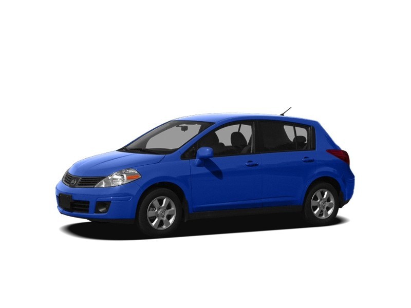 2010 Nissan Versa 5dr HB I4 Manual 1.8 S Daytona Blue Metallic  Shot 2