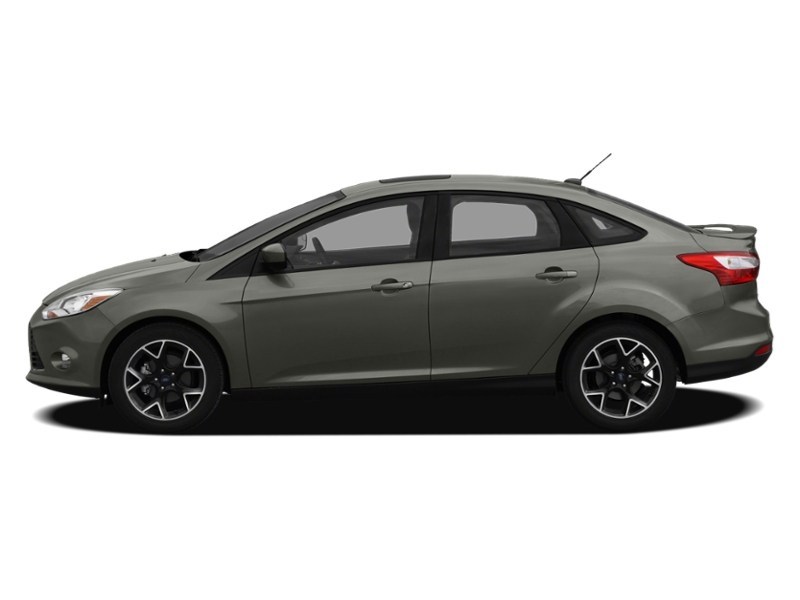2012 Ford Focus 4dr Sdn Titanium Sterling Grey Metallic  Shot 3