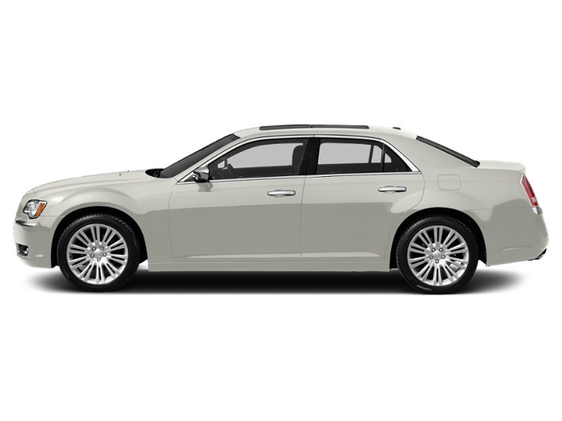 2013 Chrysler 300 4dr Sdn Touring RWD Ivory Tri-Coat Pearl  Shot 47