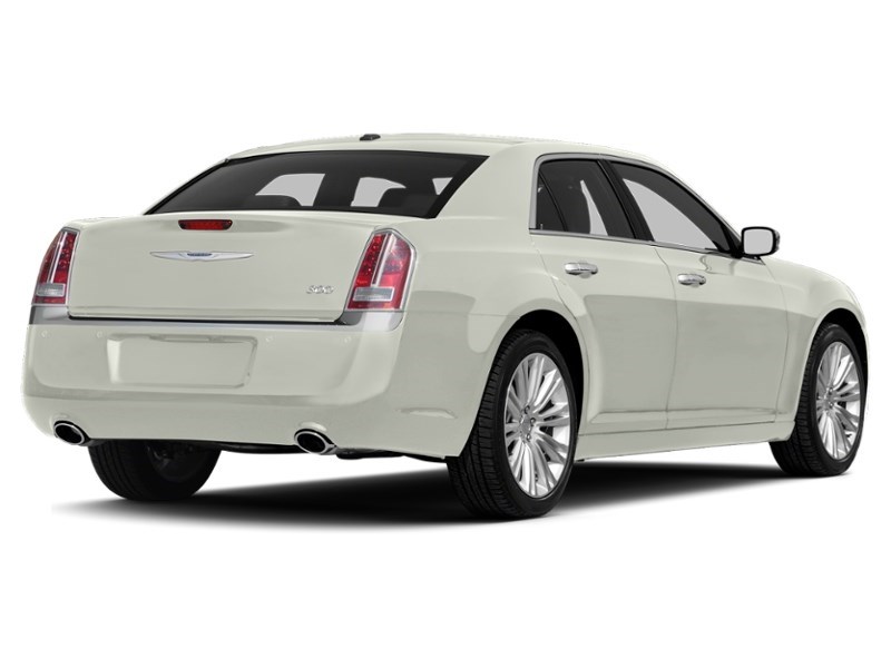 2013 Chrysler 300 4dr Sdn Touring RWD