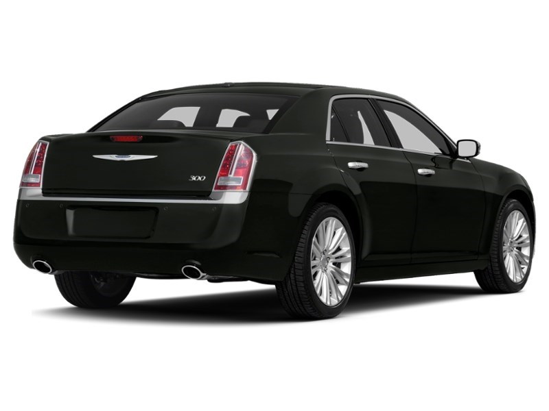 2013 Chrysler 300 4dr Sdn Touring RWD Phantom Black Tri-Coat Pearl  Shot 50