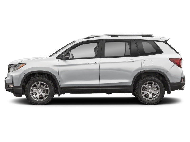 2024 Honda Passport TrailSport AWD Platinum White Pearl  Shot 5