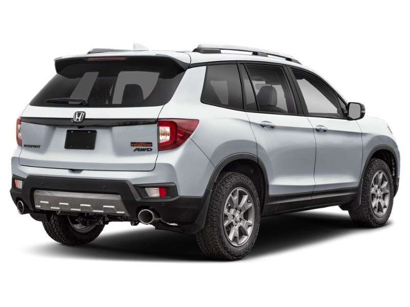 2024 Honda Passport TrailSport AWD Lunar Silver Metallic  Shot 6