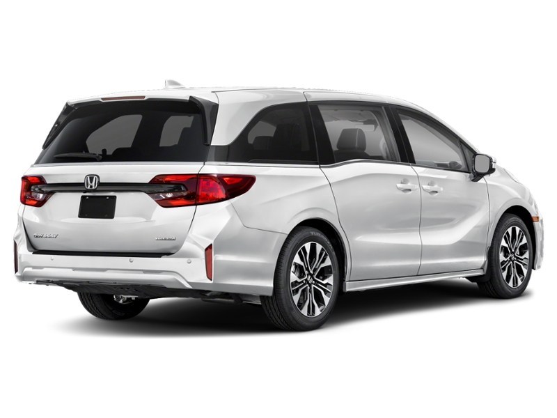 2026 Honda Odyssey Touring Auto Platinum White Pearl  Shot 8