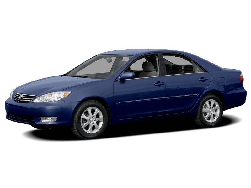 2006 Toyota Camry 4dr Sdn LE Auto Indigo Ink  Shot 12