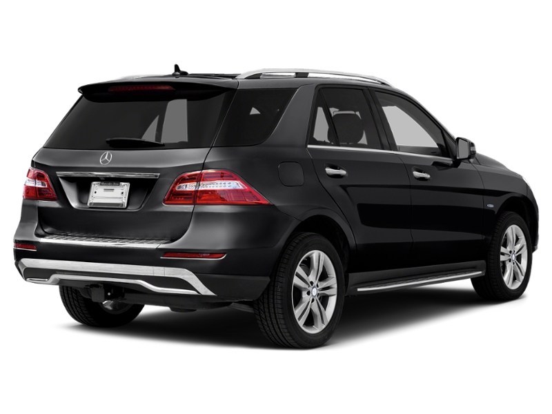 2013 Mercedes-Benz M-Class 4MATIC 4dr ML 350 BlueTEC Black  Shot 8