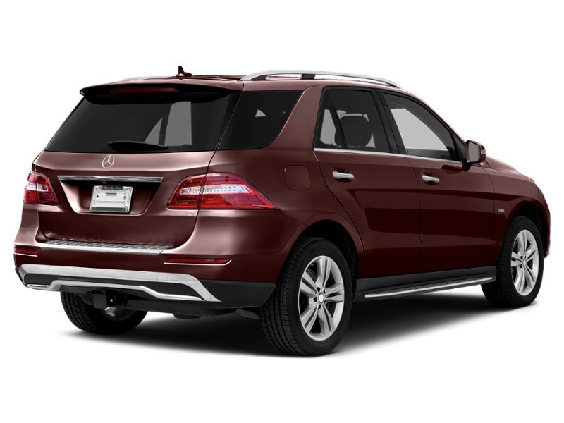 2013 Mercedes-Benz M-Class 4MATIC 4dr ML 350 BlueTEC Cinnabar Red Metallic  Shot 18