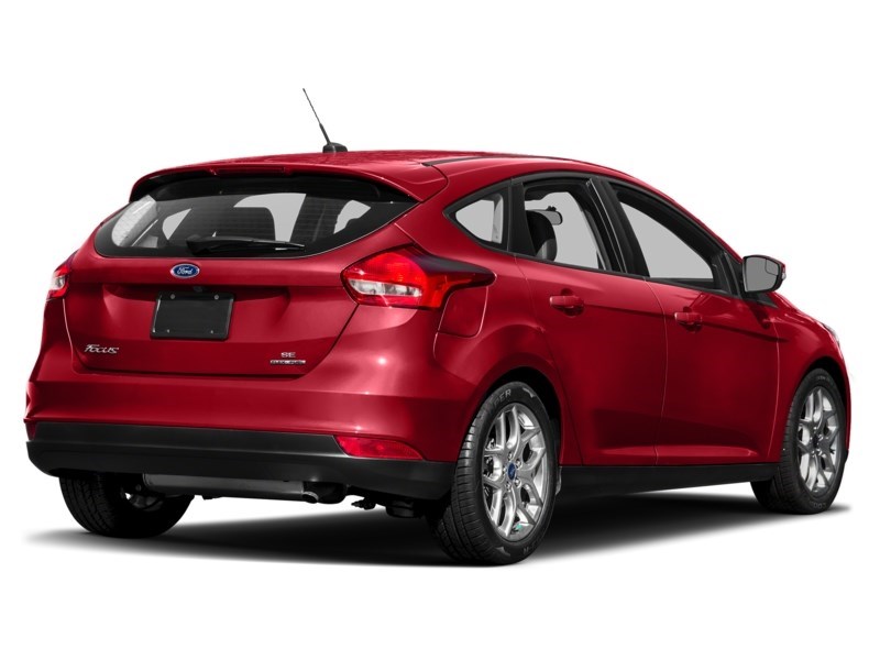 2015 Ford Focus 5dr HB SE Race Red  Shot 24