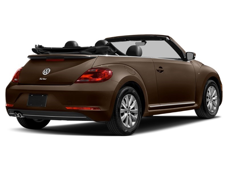 2018 Volkswagen Beetle Trendline Auto Dark Bronze Metallic w/Black Roof  Shot 14