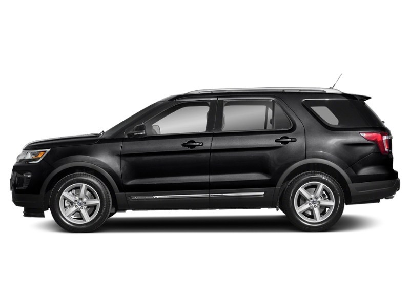2018 Ford Explorer XLT 4WD Shadow Black  Shot 21