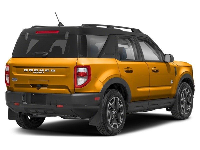 2022 Ford Bronco Sport Outer Banks 4x4 Cyber Orange Metallic Tri-Coat  Shot 46