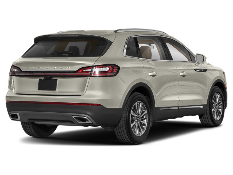 2022 Lincoln Nautilus Reserve AWD Ceramic Pearl  Shot 26