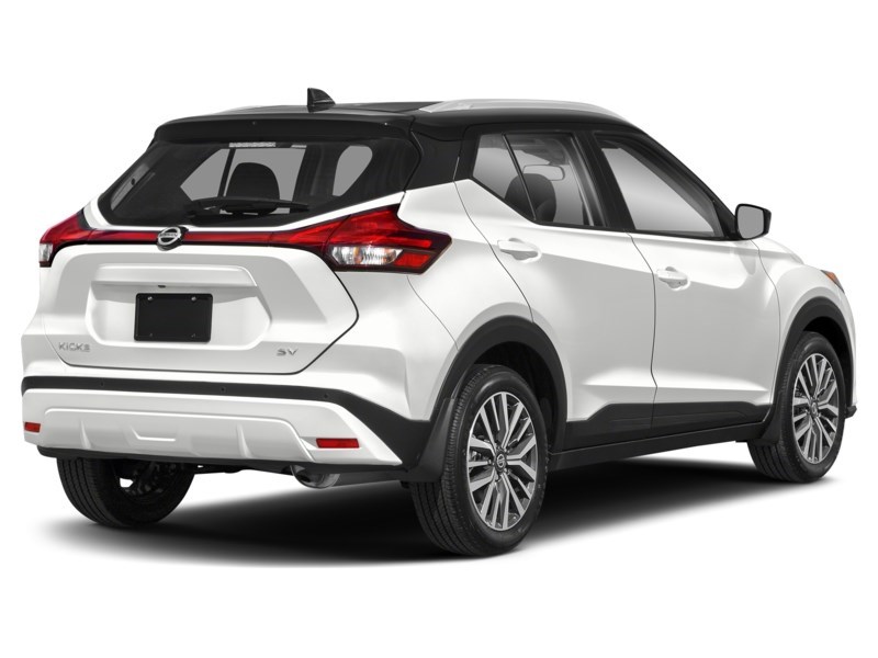 2021 Nissan Kicks SV FWD Aspen White TriCoat/Super Black  Shot 21