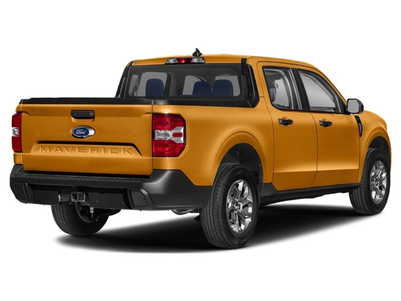 2023 Ford Maverick XLT AWD SuperCrew Cyber Orange Metallic Tri-Coat  Shot 38