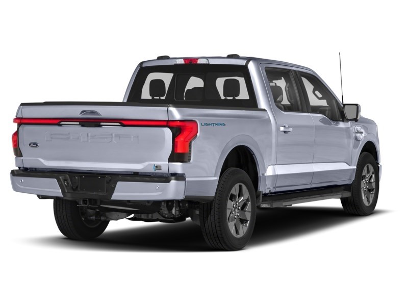 2023 Ford F-150 Lightning LARIAT 4WD SuperCrew 5.5' Box