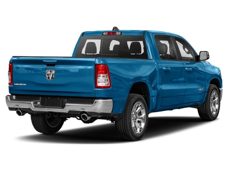 2022 RAM 1500 Big Horn 4x4 Crew Cab 5'7