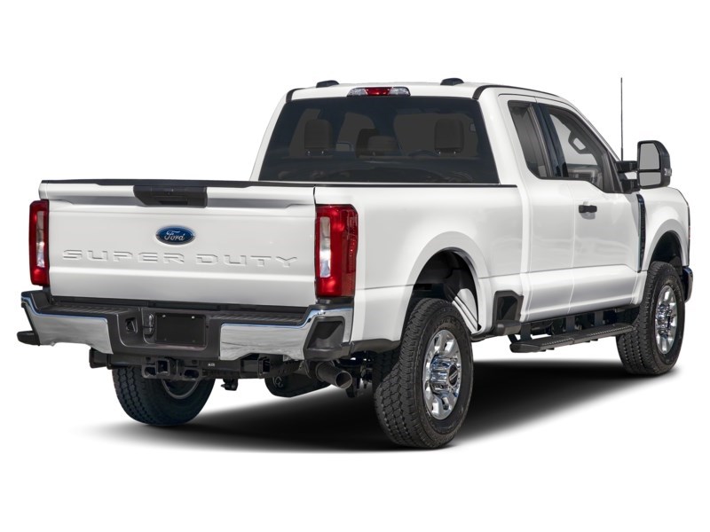 2026 Ford F-250 XLT 4WD SuperCab 8' Box Oxford White  Shot 2