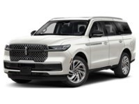 2026 Lincoln Navigator Reserve 4x4 Pristine White Metallic Tri-Coat  Shot 4