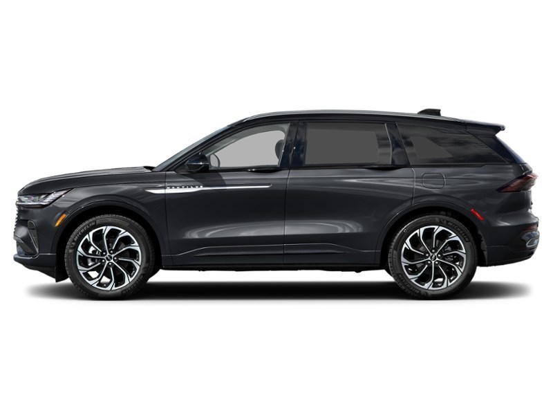 2026 Lincoln Nautilus Reserve AWD Infinite Black Metallic Clearcoat  Shot 3