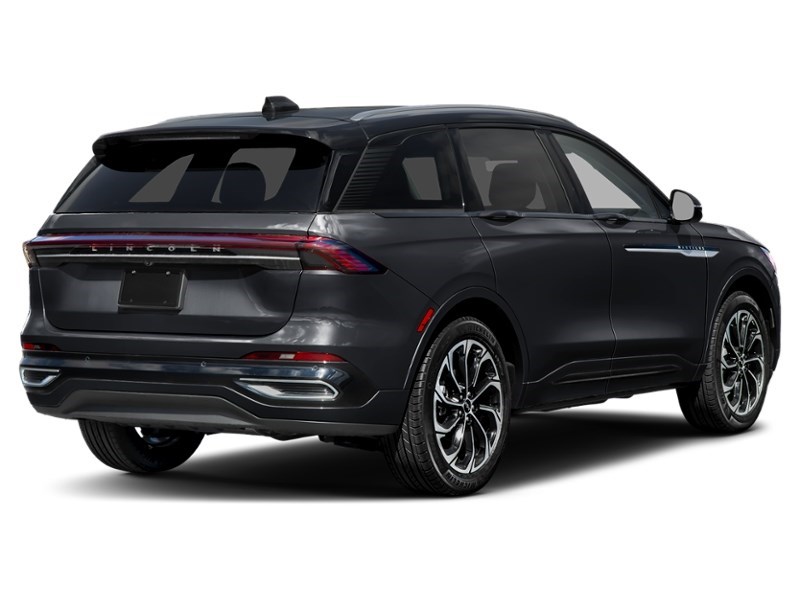 2026 Lincoln Nautilus Reserve AWD Infinite Black Metallic Clearcoat  Shot 2